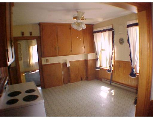 135 Sutton St, Northbridge, MA 01534 photo 6