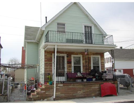 10 Laurel St, Everett, MA 02149 photo 2