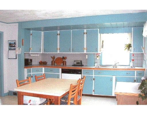 18 Walcott St, Maynard, MA 01754 photo 4