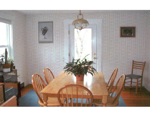 18 Walcott St, Maynard, MA 01754 photo 3