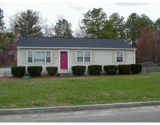 245 Starling Rd, Springfield, MA 01119 photo 1