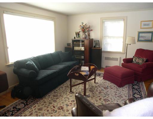 4 Roundy Rd, Marblehead, MA 01945 photo 2