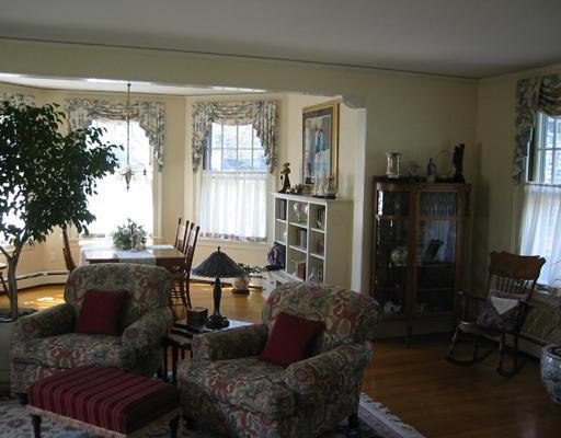 73 Dean Rd, Brookline, MA 02445 photo 3