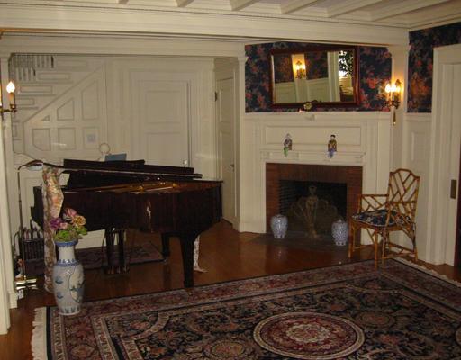 73 Dean Rd, Brookline, MA 02445 photo 4