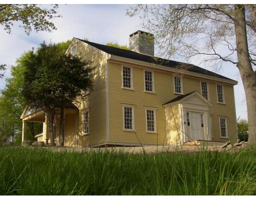 89 North St, Hingham, MA 02043 photo 1