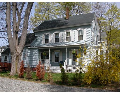 4 Walker Ave, Amesbury, MA 01913 photo 1