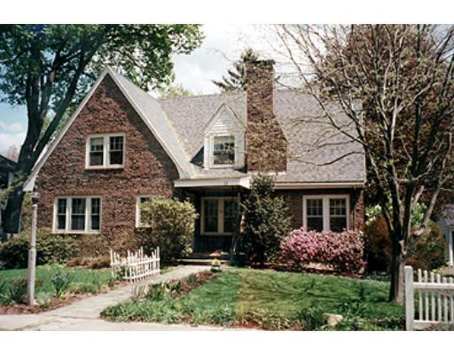 13 Aberdeen Rd, Wellesley, MA 02482 photo 1