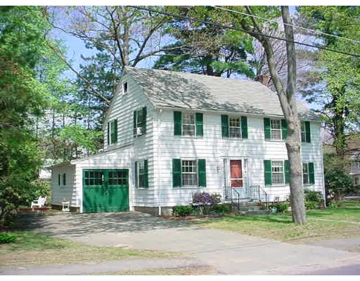 34 Pilgrim Rd, Wellesley, MA 02481 photo 1