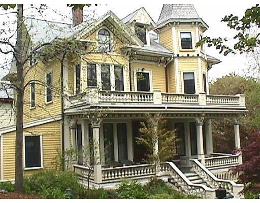 156 Mason Ter, Brookline, MA 02446 photo 1