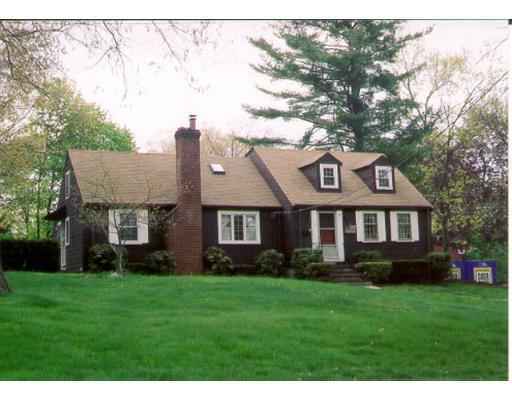 32 Forest Glen Rd, Reading, MA 01867 photo 1
