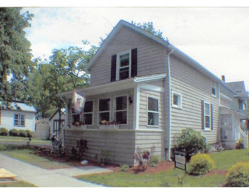 23 Shamrock St, Springfield, MA 01108 photo 1