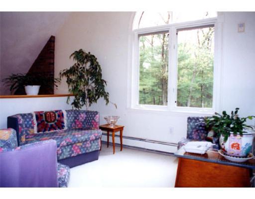 132 Common Ln, Beverly, MA 01915 photo 4