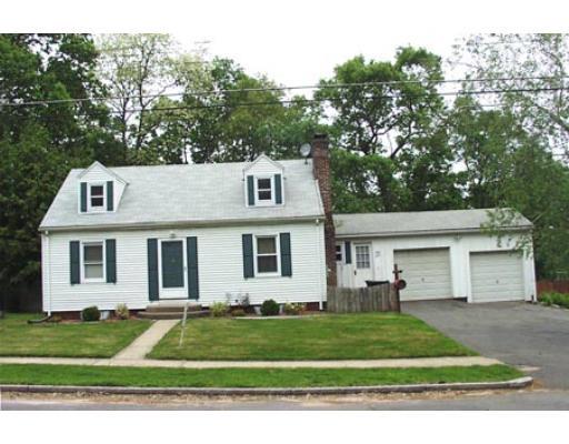 59 Anniversary St, Springfield, MA 01104 photo 1
