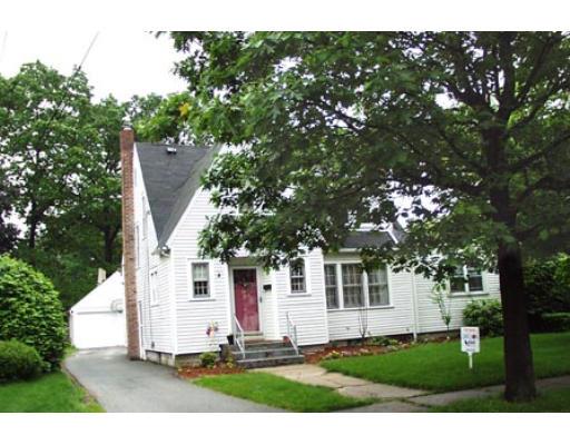 127 Gillette Ave, Springfield, MA 01118 photo 1