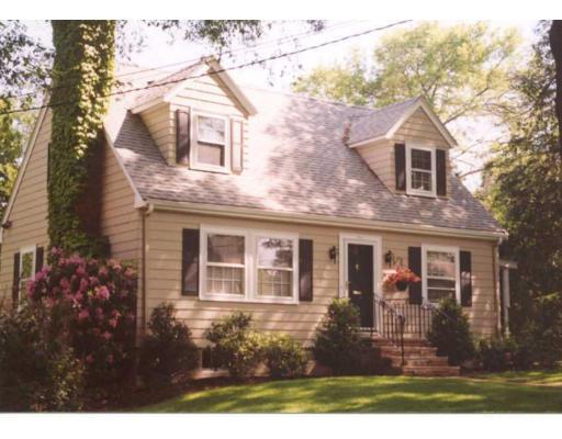 3 Everett Paine Blvd, Marblehead, MA 01945 photo 1