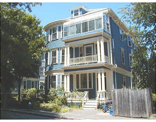 27 Stanton Rd #1, Brookline, MA 02445 photo 1