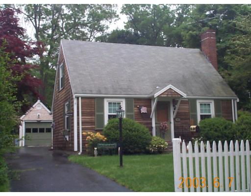 4 Juniper Rd, Hingham, MA 02043 photo 1