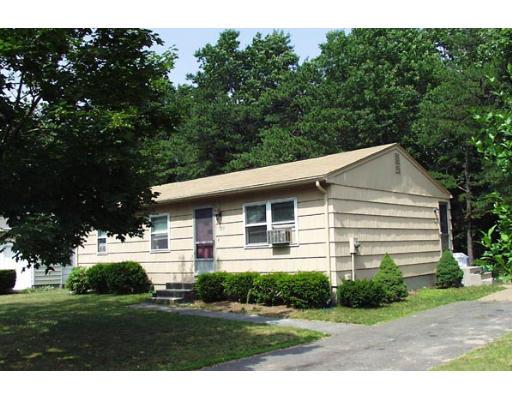 107 Hanson Dr, Springfield, MA 01128 photo 1