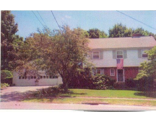 46 Red Gate Ln, Reading, MA 01867 photo 1