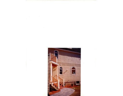 31 Lothrop St, Beverly, MA 01915 photo 3