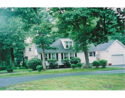 451 Old Post Rd, Walpole, MA 02081 photo 1