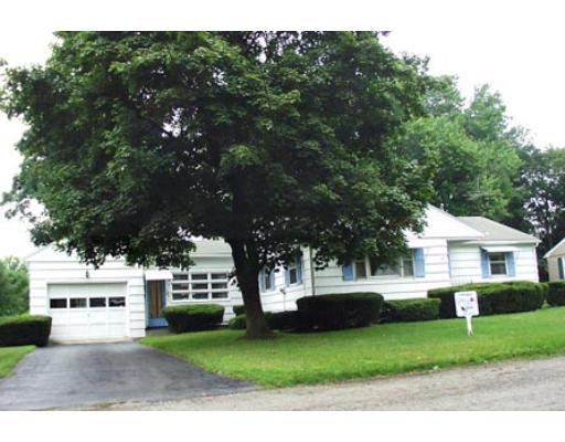 128 Dewitt St, Springfield, MA 01129 photo 1