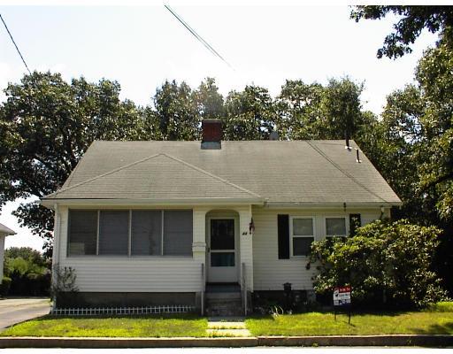 44 Riverview St, Dedham, MA 02026 photo 1