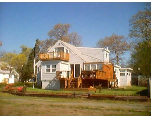 8 T St, Wareham, MA 02571 photo 3