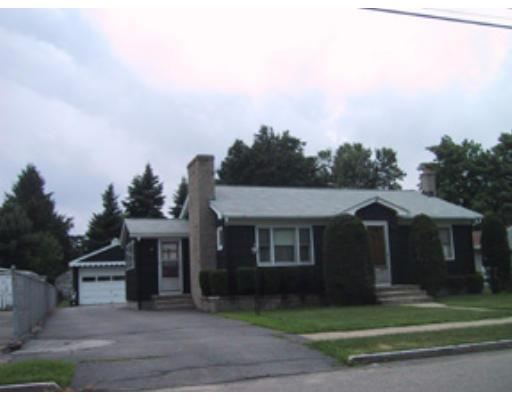 39 Olea St, Chicopee, MA 01020 photo 1