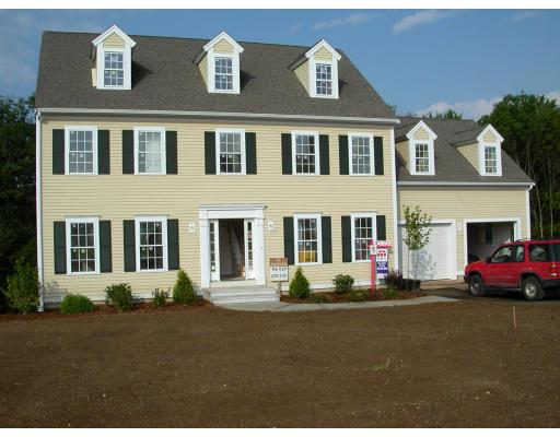 6 Paddock Ln, Millis, MA 02054 photo 1