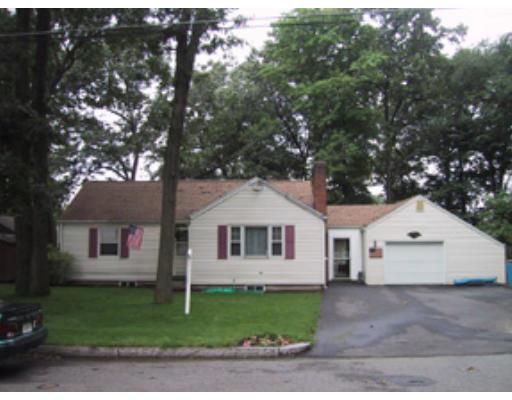 68 Ronald Dr, Springfield, MA 01104 photo 1