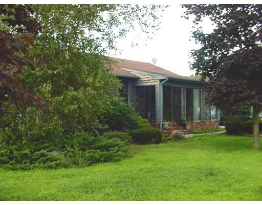 76 Middle Rd, Acushnet, MA 02743 photo 1