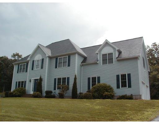 31 Overlook Dr E, Framingham, MA 01701 photo 1