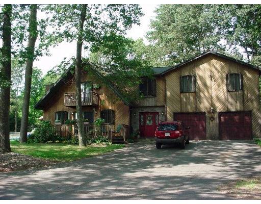 24 Horseshoe, Ware, MA 01082 photo 1