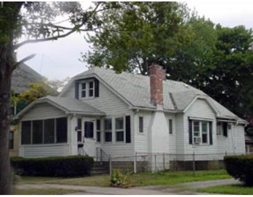 187 Phoenix Ter, Springfield, MA 01104 photo 1