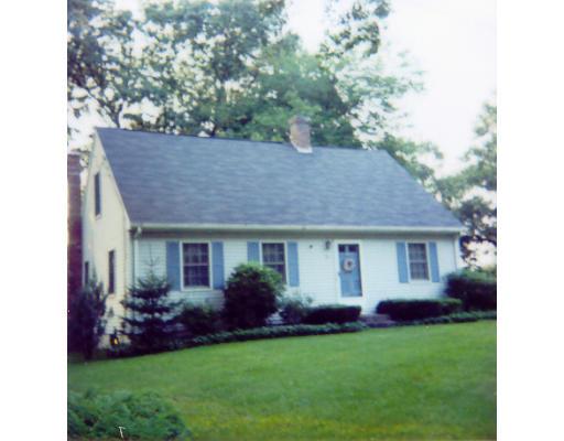 70 Arcadia Blvd, Springfield, MA 01118 photo 1