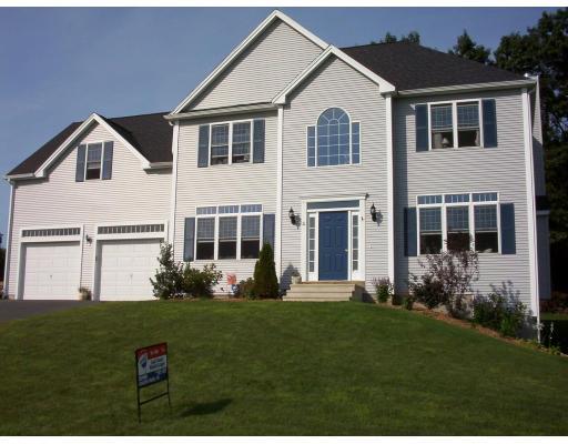 21 Peach Tree Dr, Sutton, MA 01590 photo 1
