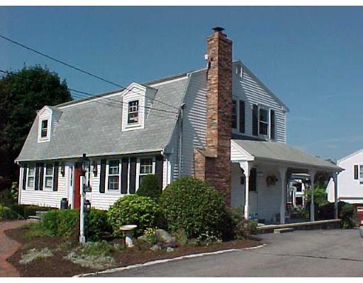 403 Chestnut St, Franklin, MA 02038 photo 1