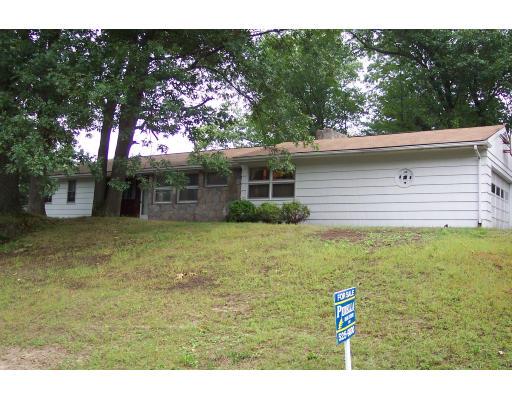 55 Squire Ln, Springfield, MA 01118 photo 1