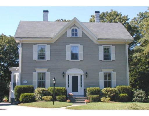 30 Lincoln St, Hingham, MA 02043 photo 1