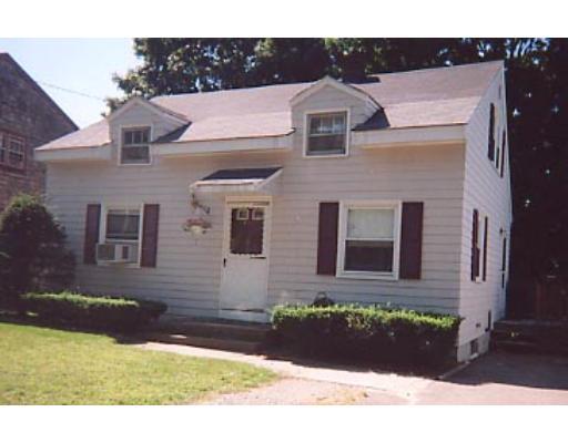 182 Maple St, Danvers, MA 01923 photo 1