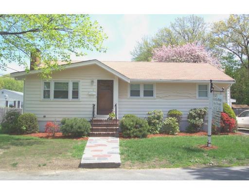 8 Cedar St, Saugus, MA 01906 photo 1
