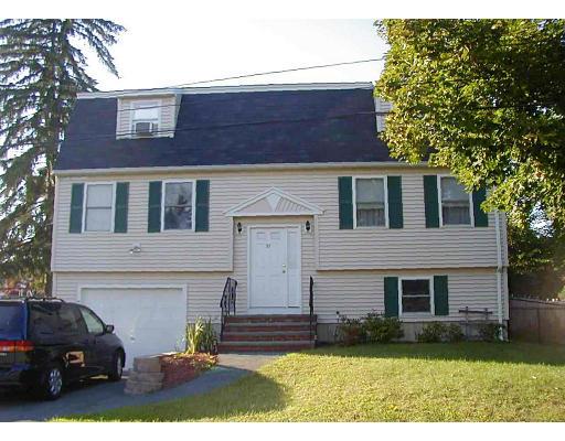 39 E Platt St, Lawrence, MA 01841 photo 1