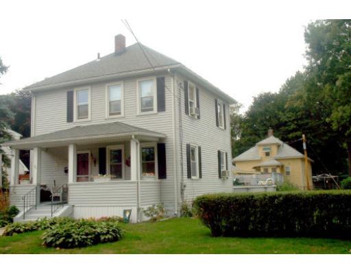 26 Hamlet St, Springfield, MA 01104 photo 1