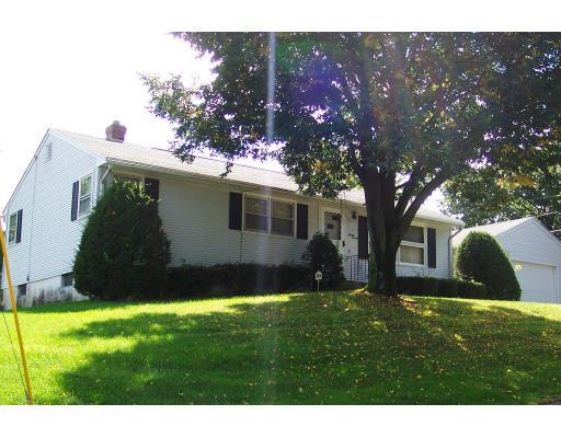 37 Higgins Cir, Springfield, MA 01104 photo 1
