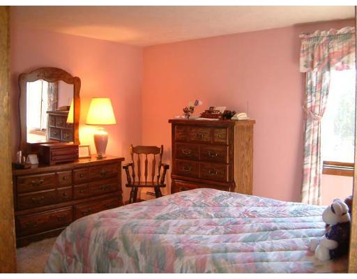 1061 Sutton St, Northbridge, MA 01534 photo 6