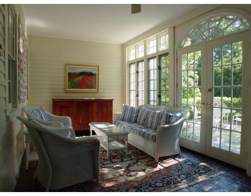 915 High St, Dedham, MA 02026 photo 5