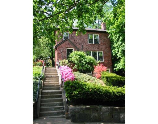 148 Jordan Rd, Brookline, MA 02446 photo 1