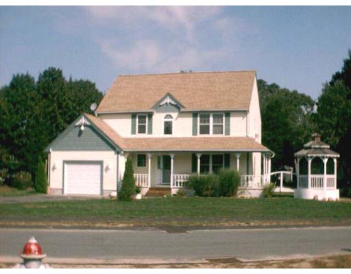 2 Penny Ln, East Wareham, MA 02538 photo 1