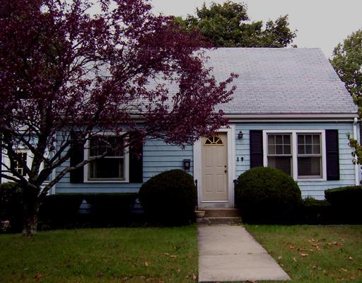 19 Ardmore Rd, Dedham, MA 02026 photo 1